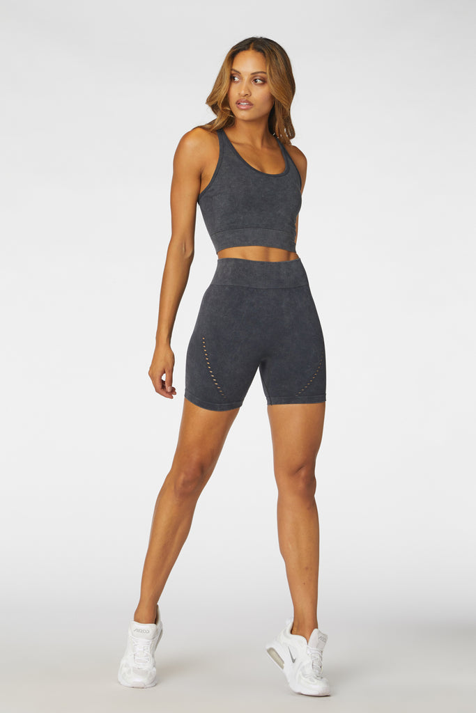 L'urv Tranquil Seamless Short