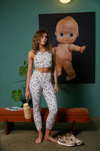 Feathers 3/4 Legging